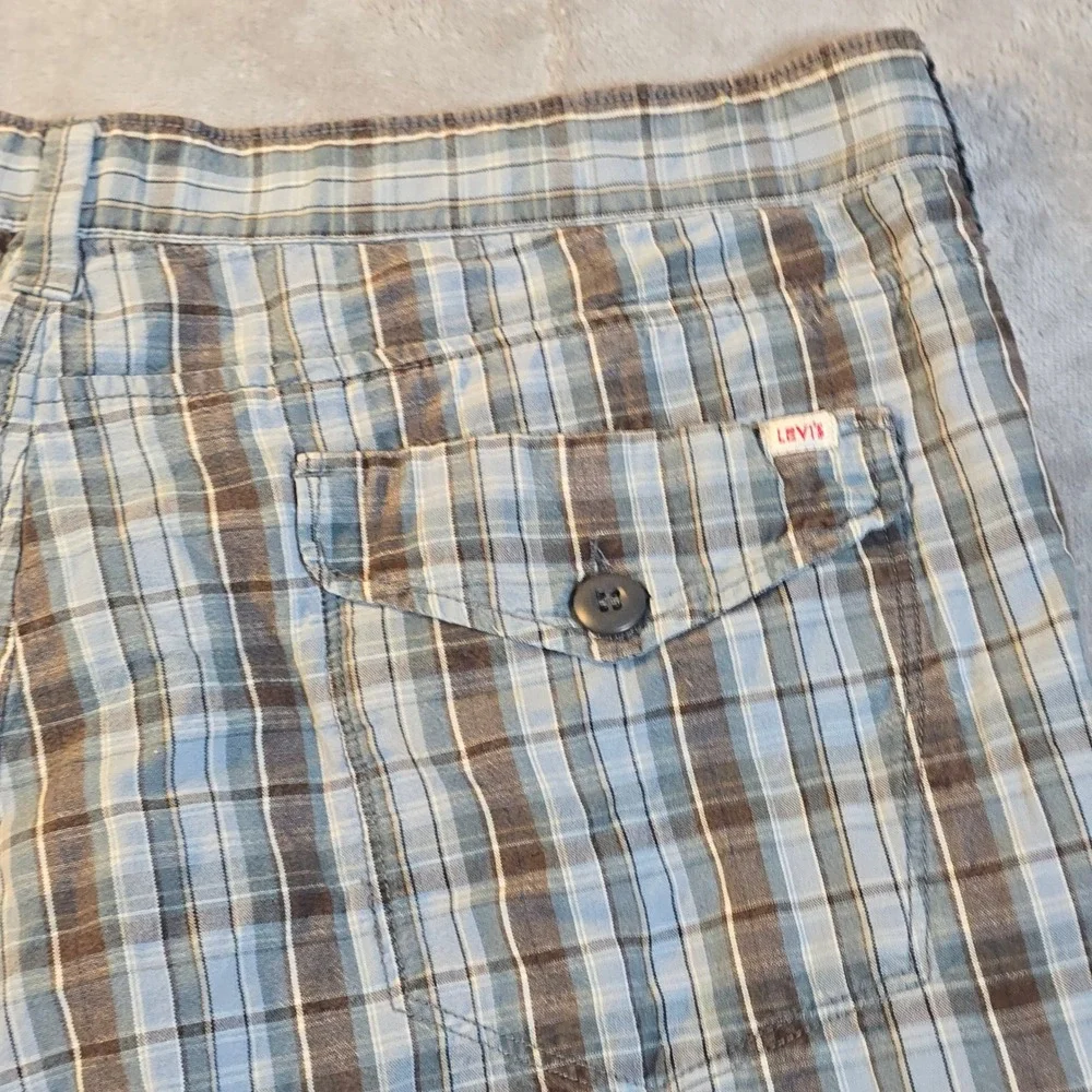 Levis these levi